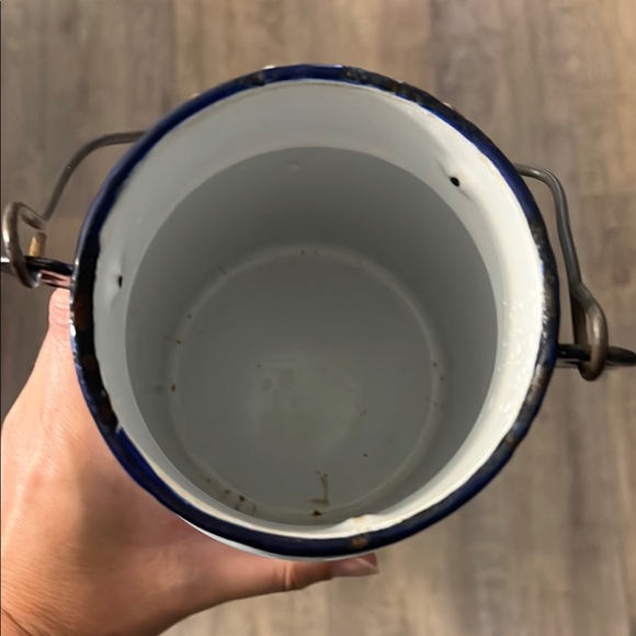 Vintage White Enamel Milk Can with Blue Accents - Picture 7 of 7